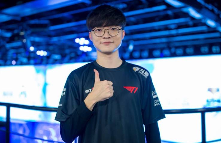 100 Thieves 资格赛进入2025年电子竞技世界杯