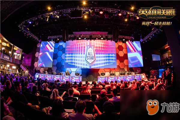 大魔王微笑霞羽刃五杀 王淞吸血鬼血腥三杀 微笑队先下一城